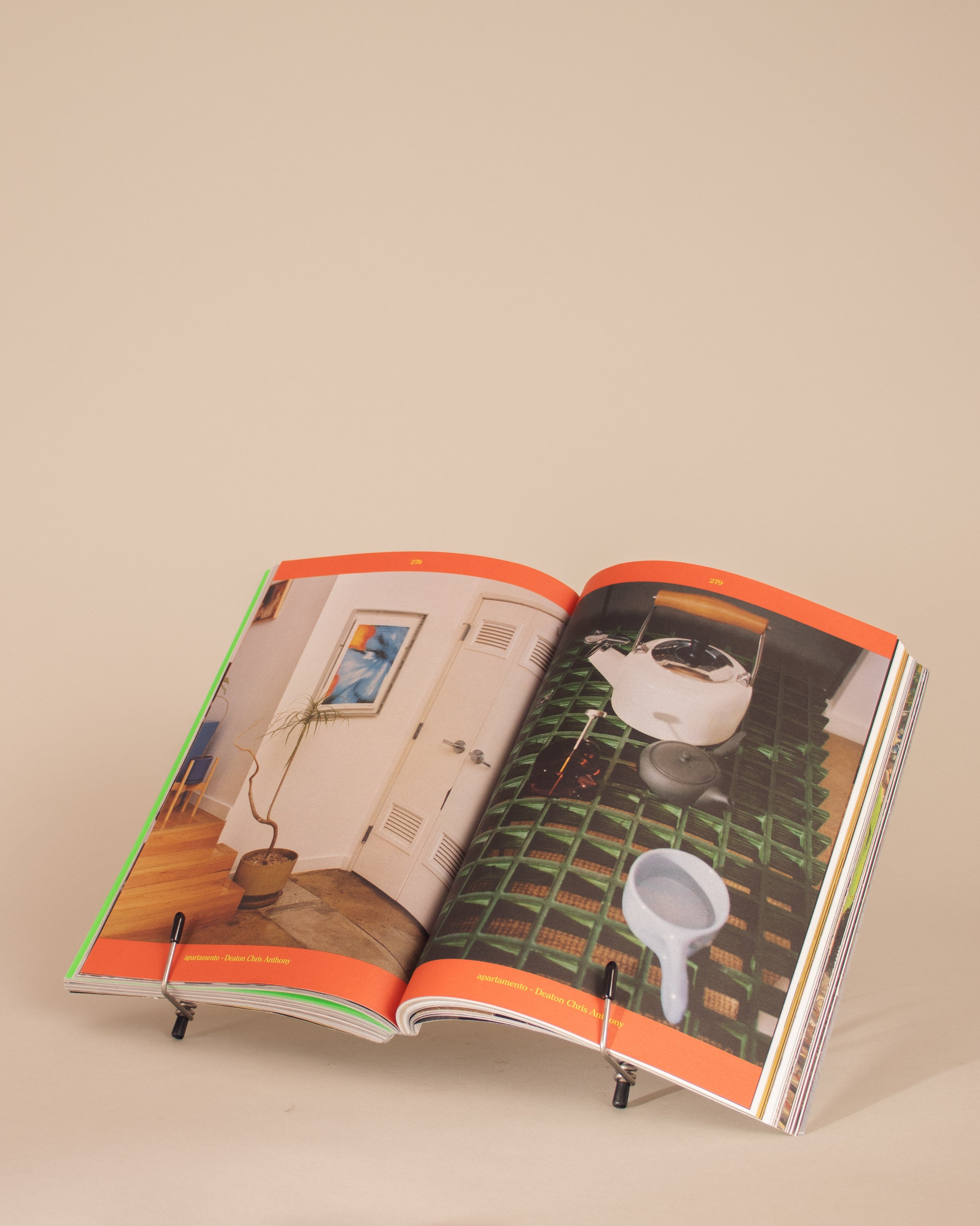 Apartamento Magazine #35 - GOOD FRIEND