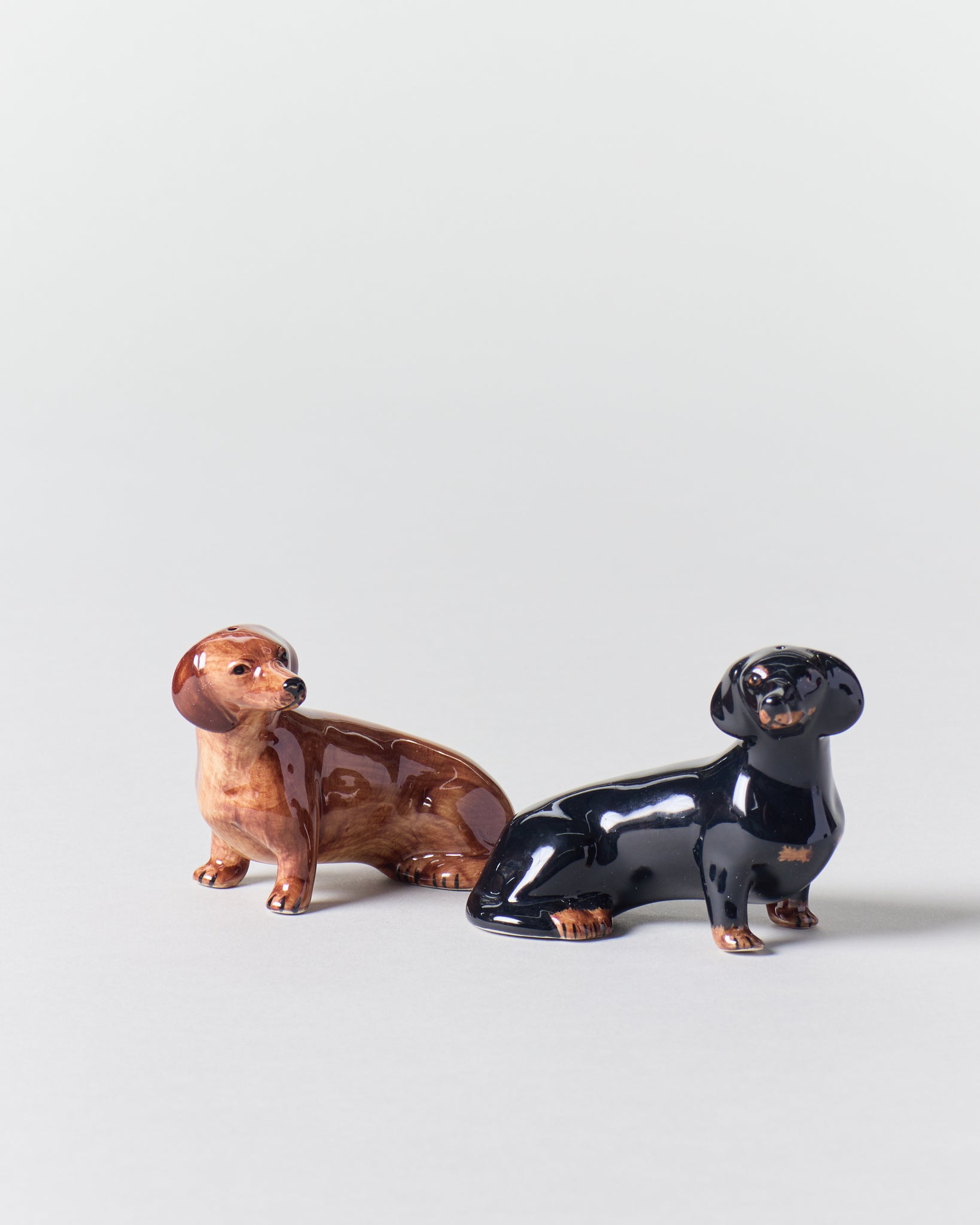 Dachshund Salt and Pepper Shakers - GOOD FRIEND