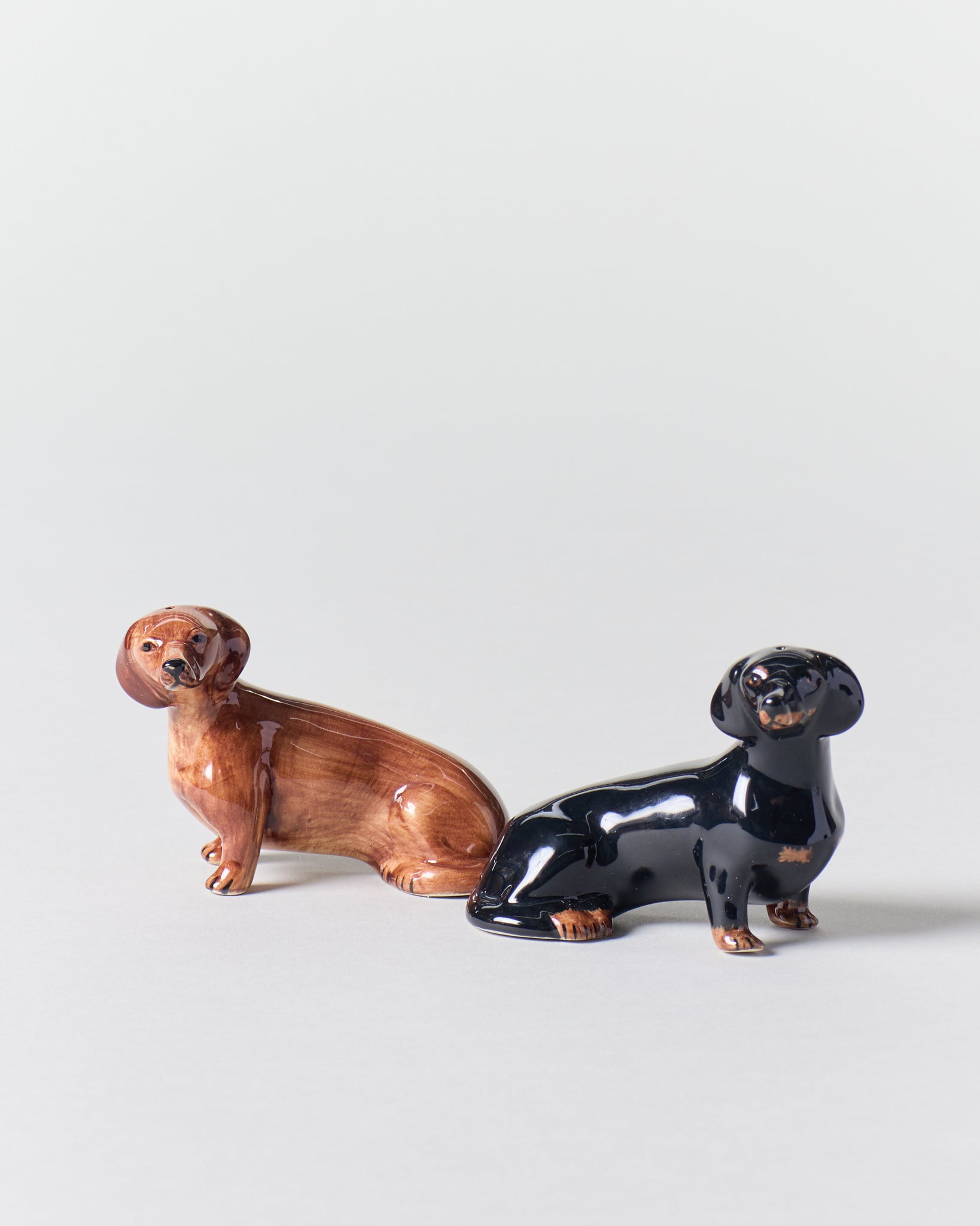 Dachshund Salt and Pepper Shakers - GOOD FRIEND