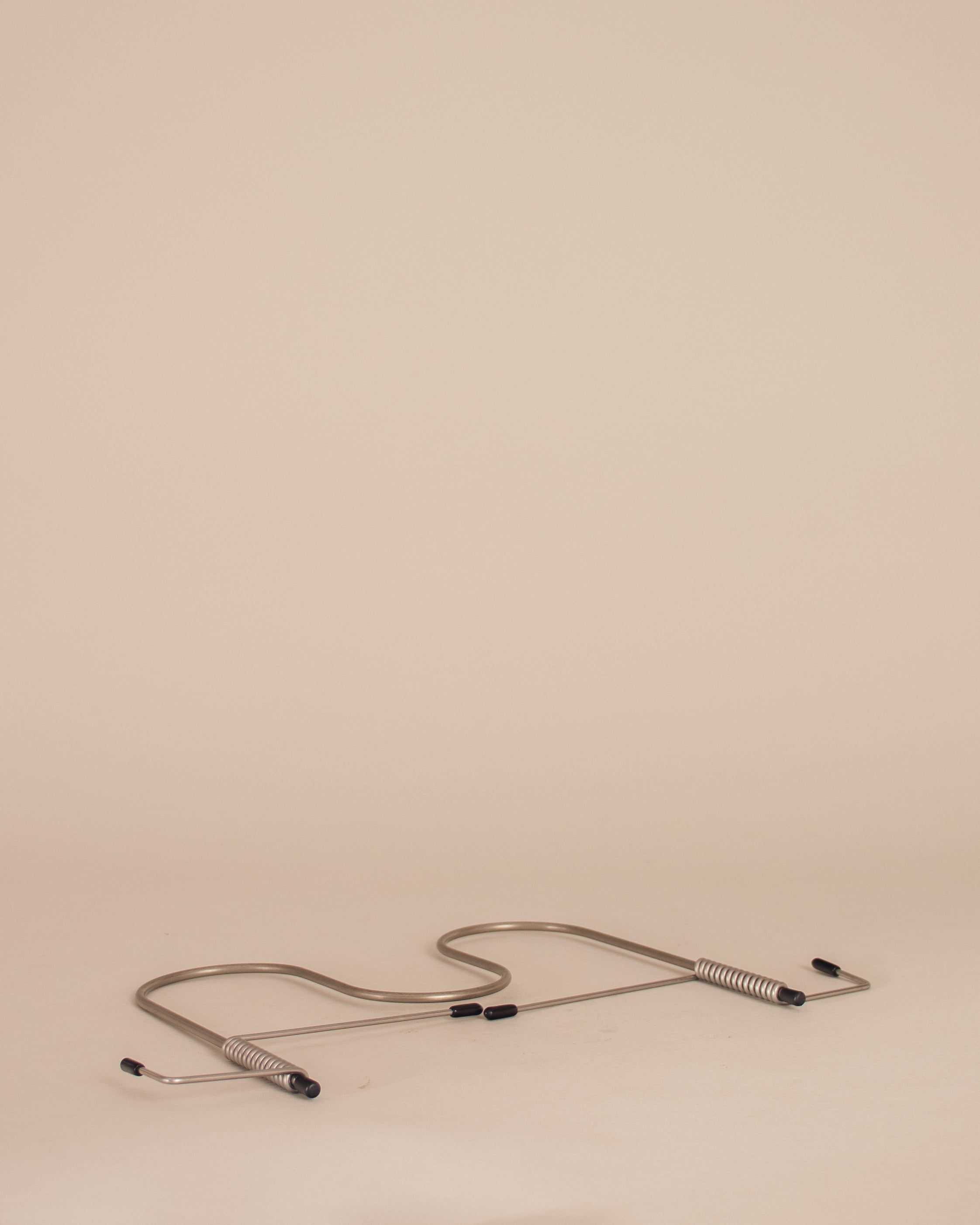 Fusilli Cook Book Stand - GOOD FRIEND