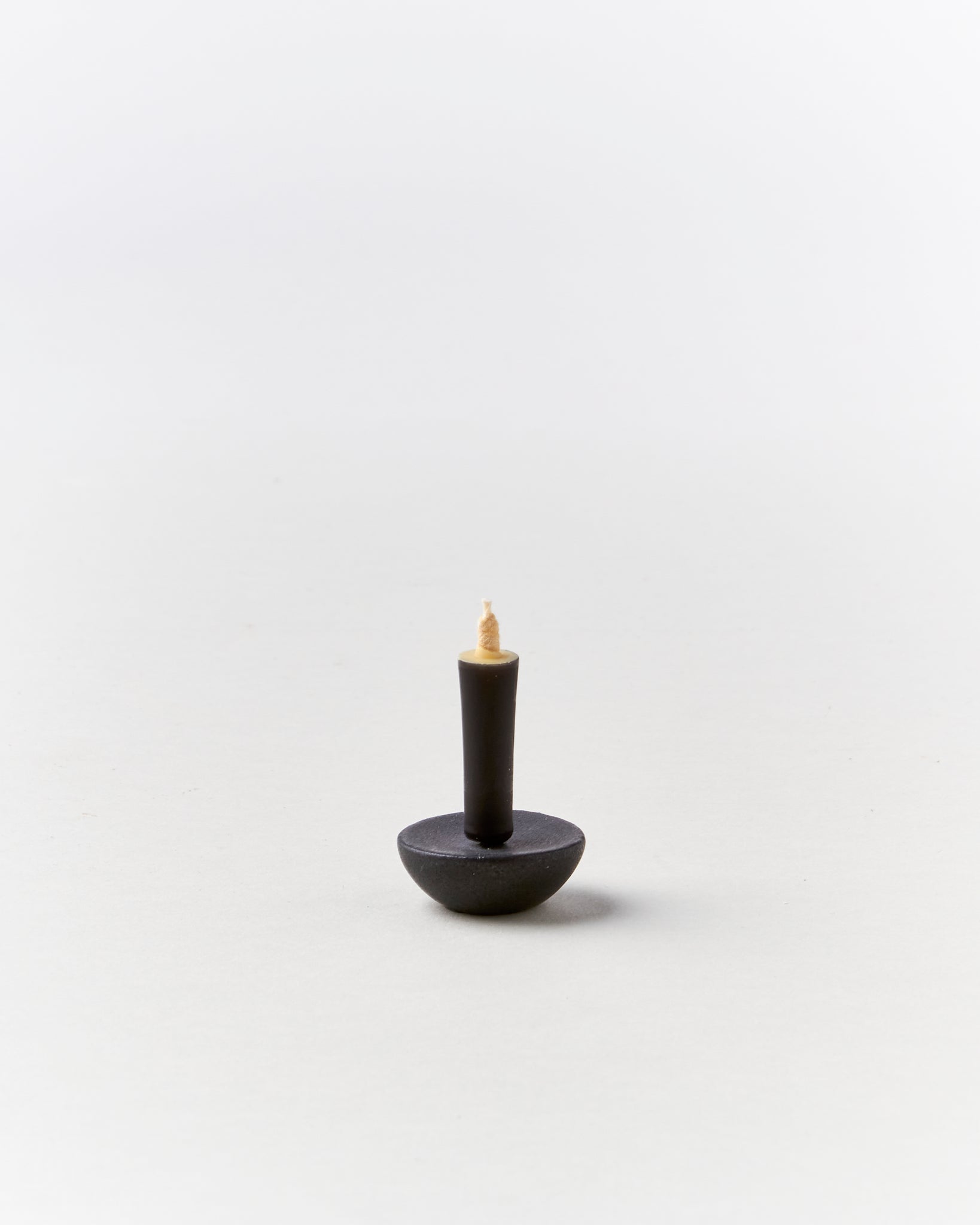 Ceramic Candle Holder in Black - GOOD FRIEND