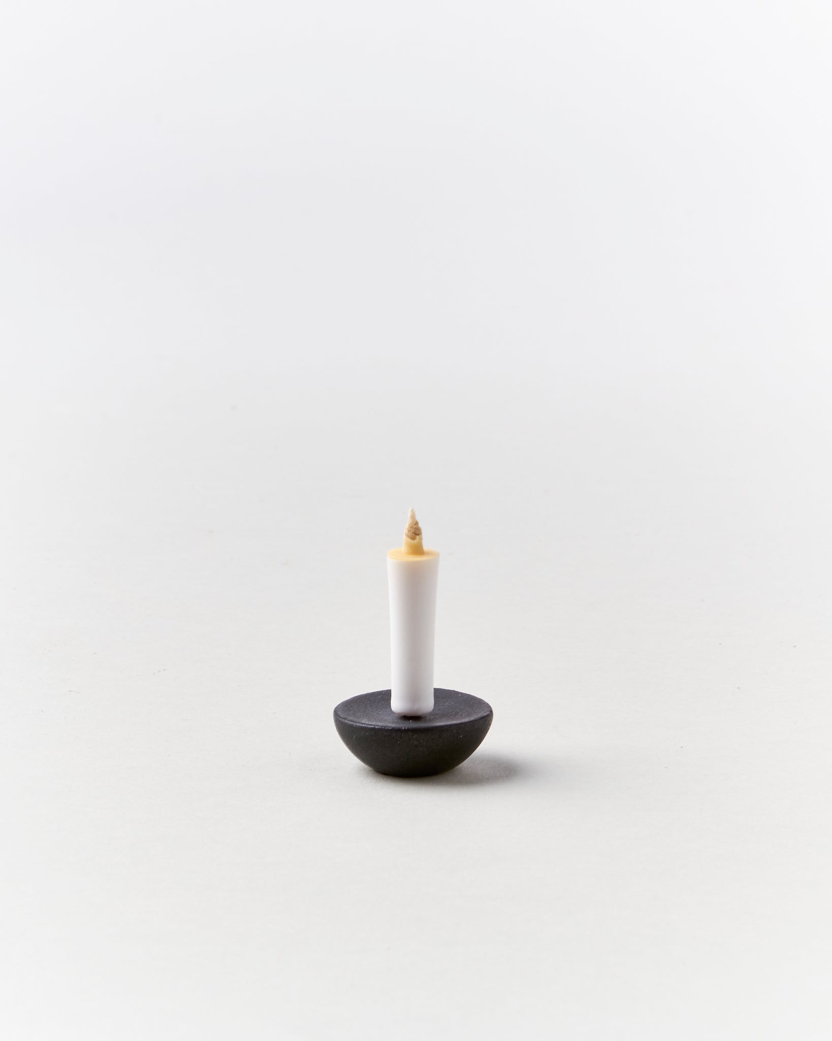 Ceramic Candle Holder in Black - GOOD FRIEND