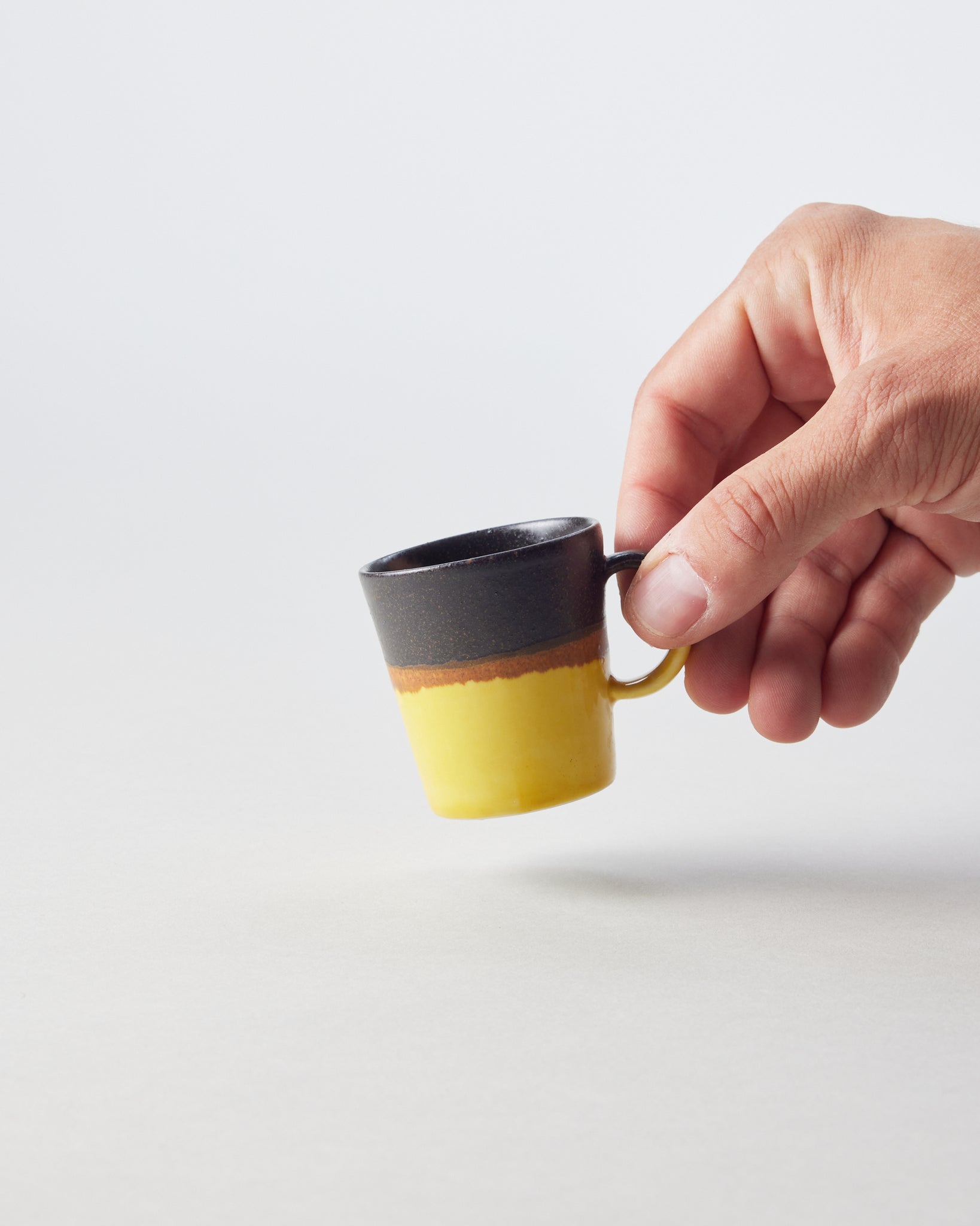 Espresso Cup in Yellow and Black - GOOD FRIEND