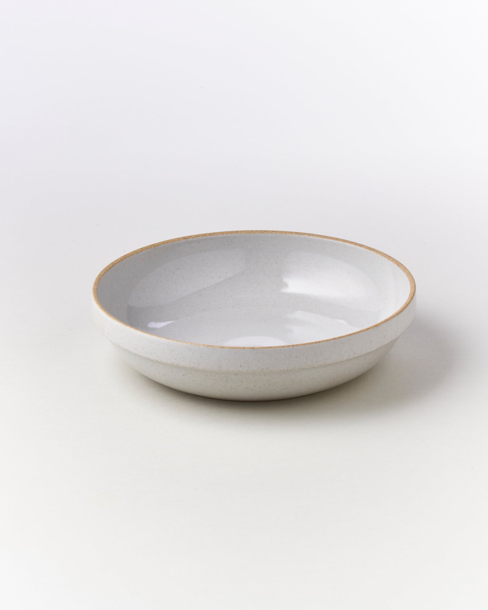 Hasami 8 5/8-inch Round Bowl in Gloss Grey - GOOD FRIEND