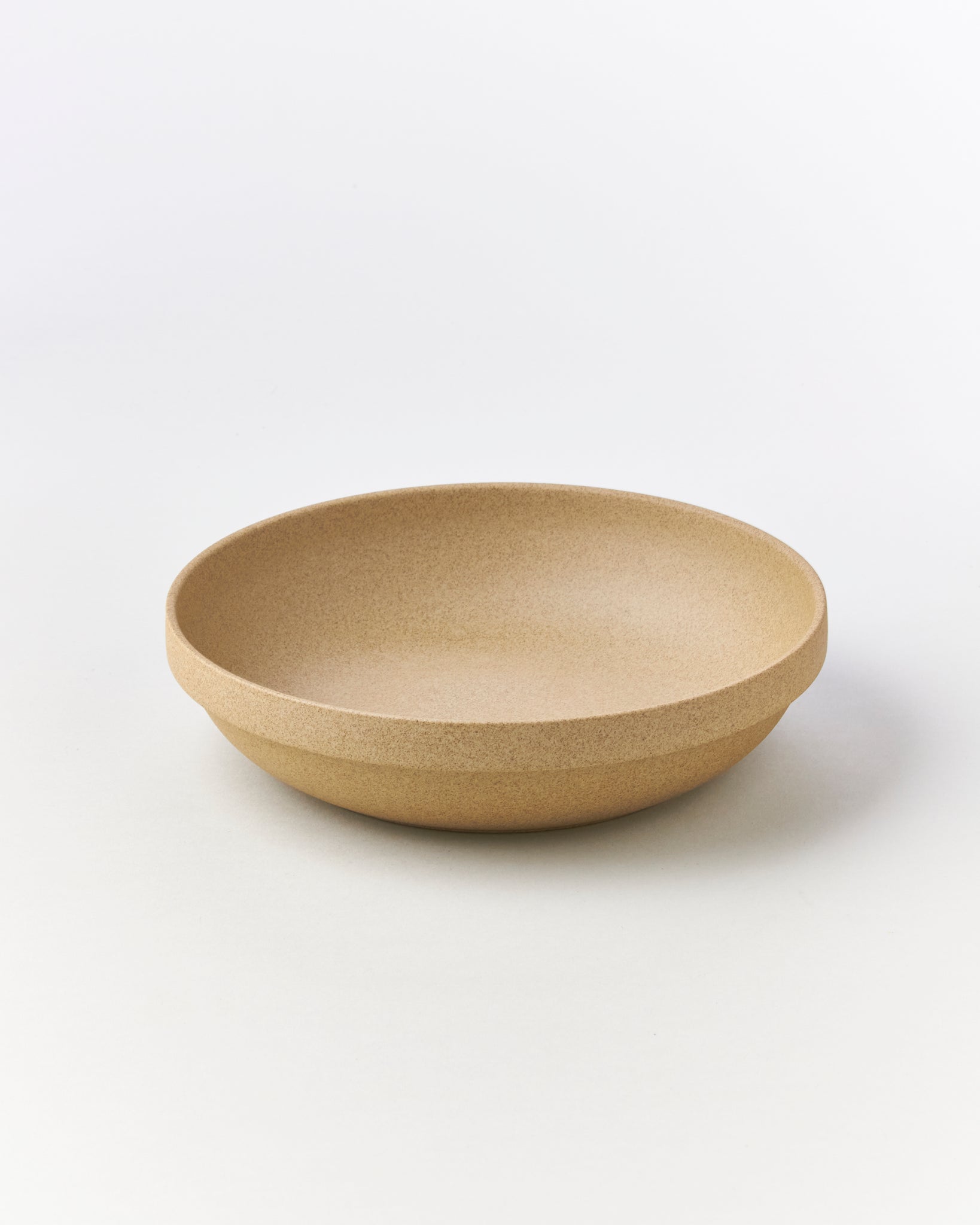 Hasami 8 5/8-inch Round Bowl in Natural - GOOD FRIEND