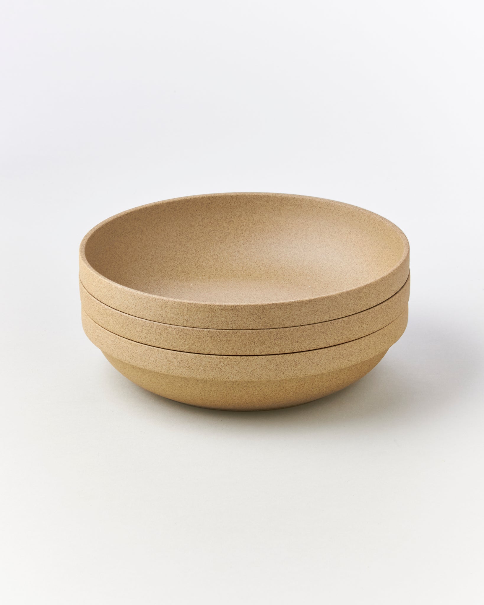 Hasami 8 5/8-inch Round Bowl in Natural - GOOD FRIEND