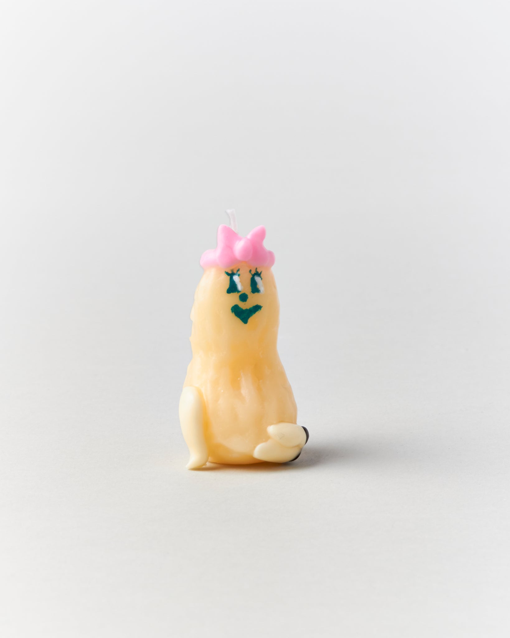 Lucy the Peanut Candle - GOOD FRIEND