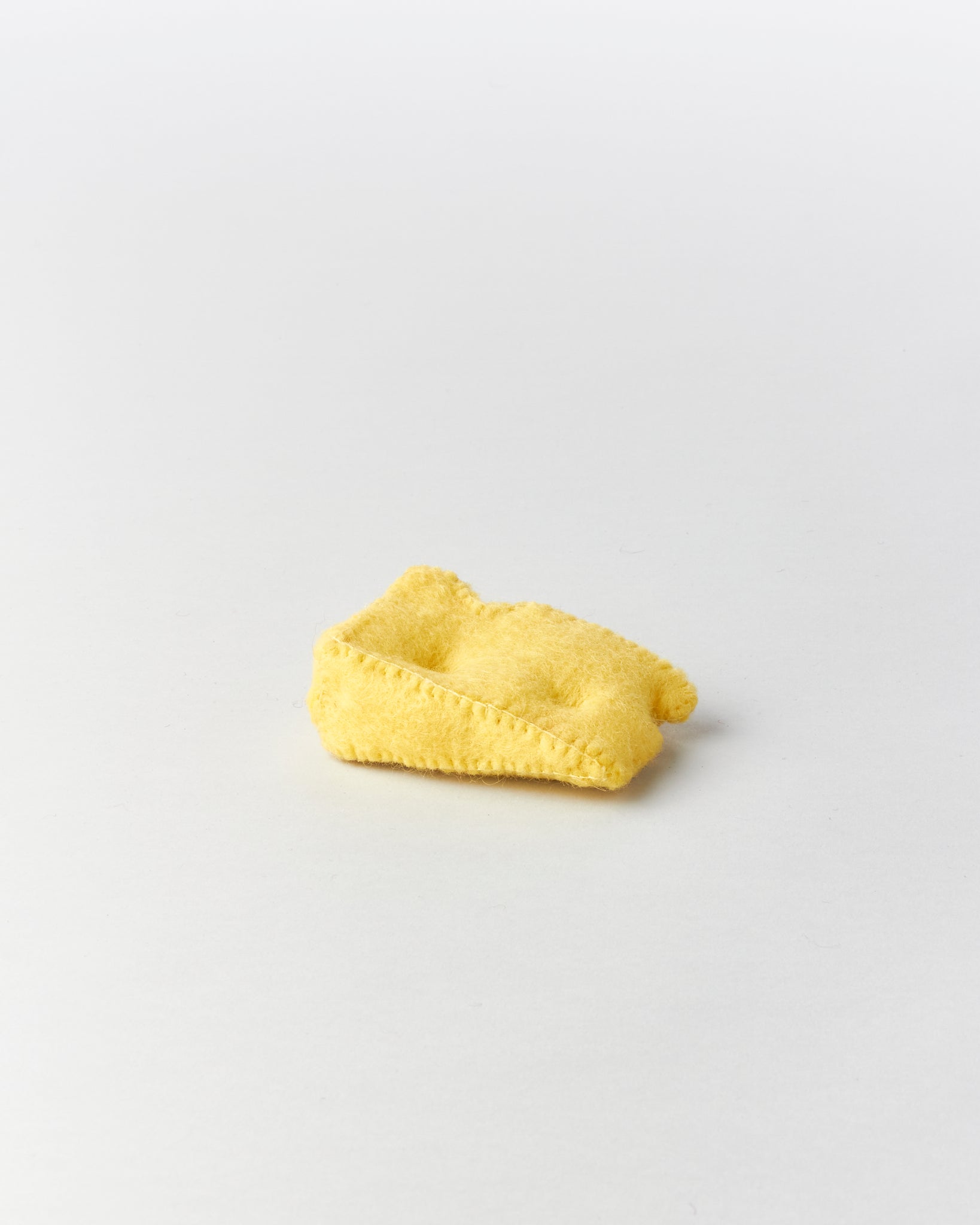 Wool Swiss Cheese Cat Toy - GOOD FRIEND